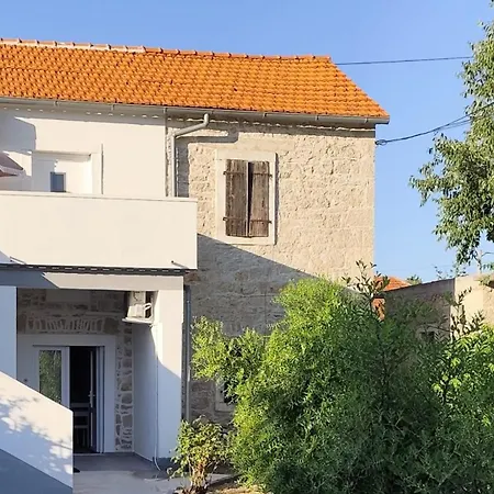 Apartman Heritage Center *