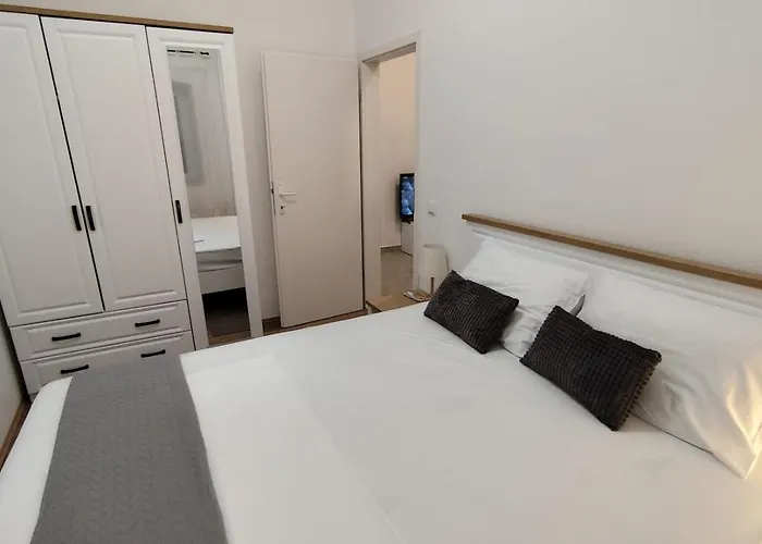 Heritage Center Apartment Sukošan